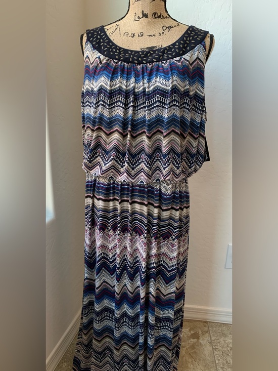 R&M Richards Dresses & Skirts - New R&M Richards Navy Women’s Dress Size 16W